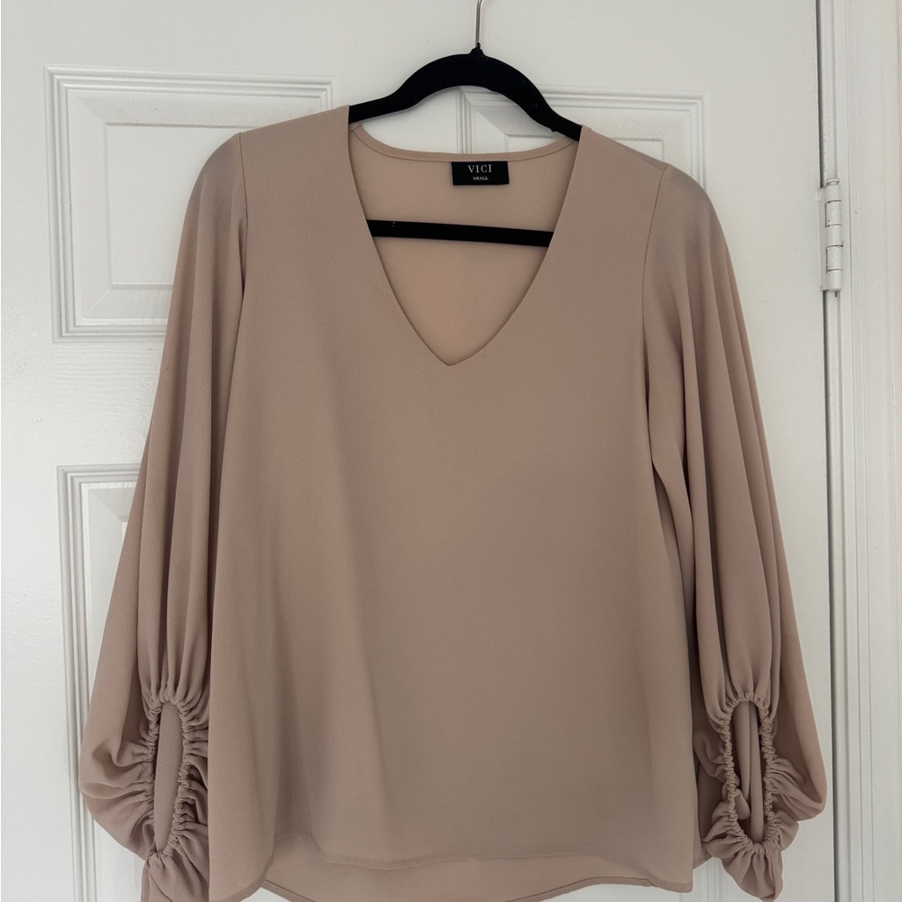Vici Women's Blouse in Soft Beige